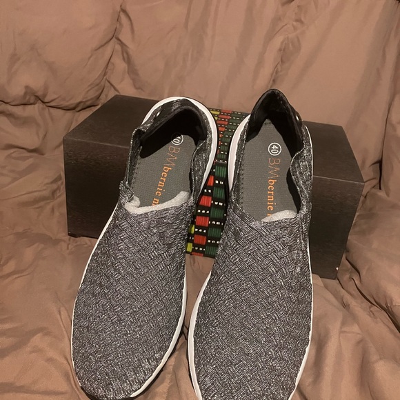 bernie mev. Pewter Slip-On Sneakers - Picture 3 of 6